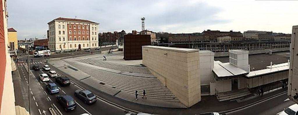 Farolfi Apartments Carracci โบโลญญา ภายนอก รูปภาพ
